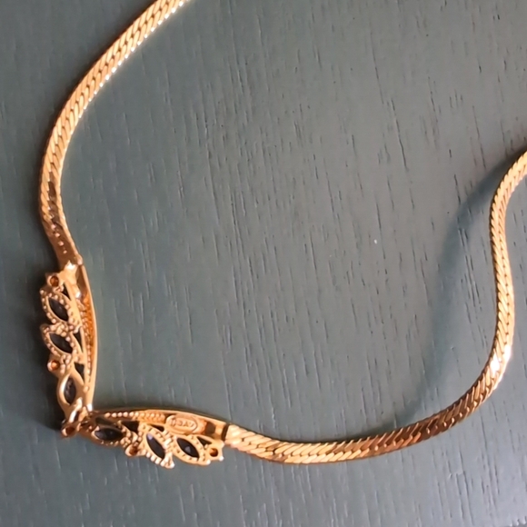 ⚜️Vintage Avon Amethyst Necklace - Picture 3 of 5